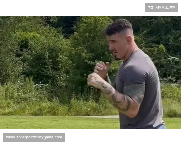 汤姆·阿斯皮纳尔团队优化视力训练并推出创新防护装备